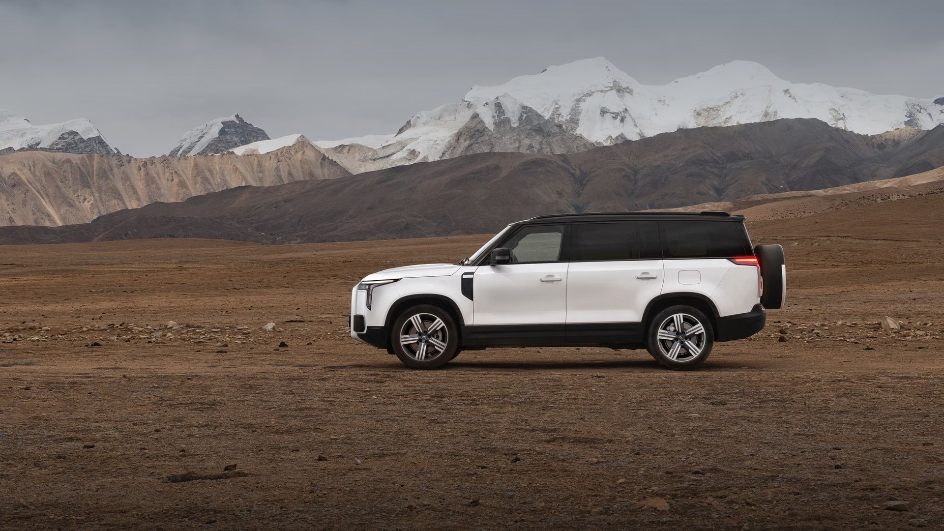 <h1>КОНТАКТЫ</h1>